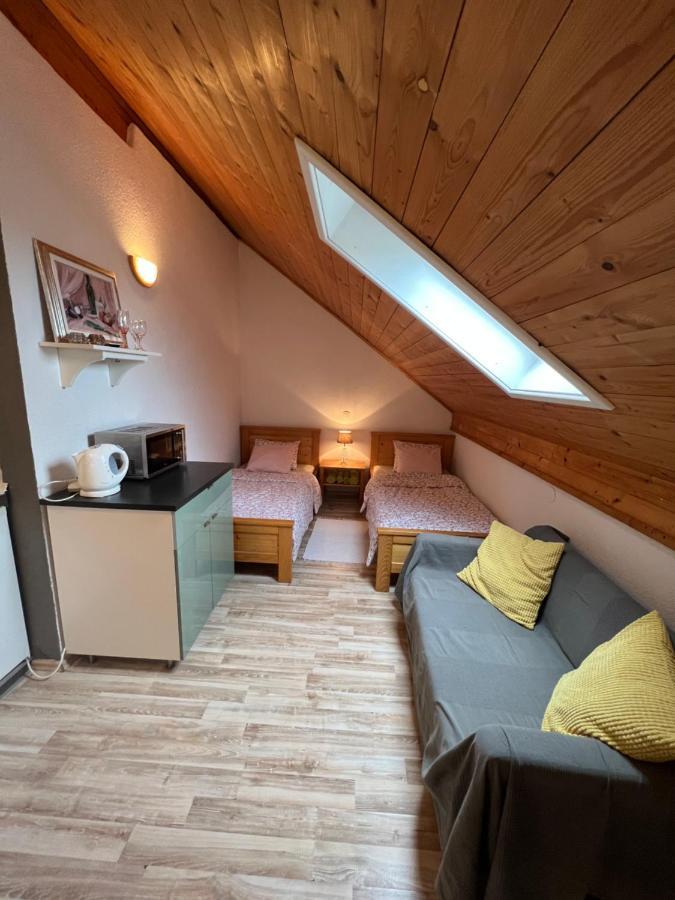 Apartments And Rooms Kristina Drežnik Grad Eksteriør bilde